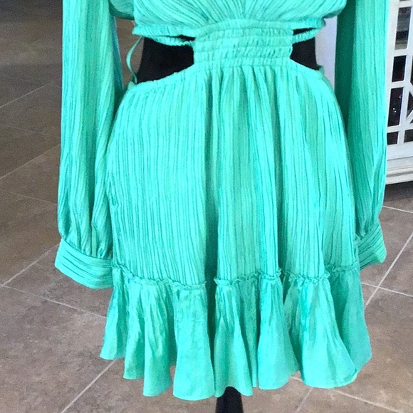 Jonathan Simkhai London cutout dress, color is kiwi, size medium - Picture 4 of 8